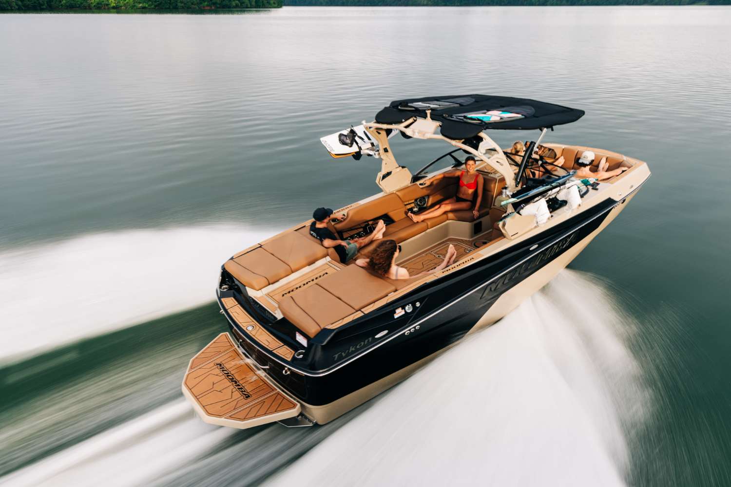 Moomba Tykon Wake Boat